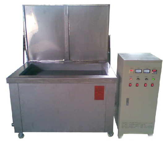 Engine cleaning machine