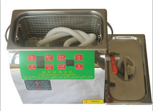 Ultrasonic cleaning machine